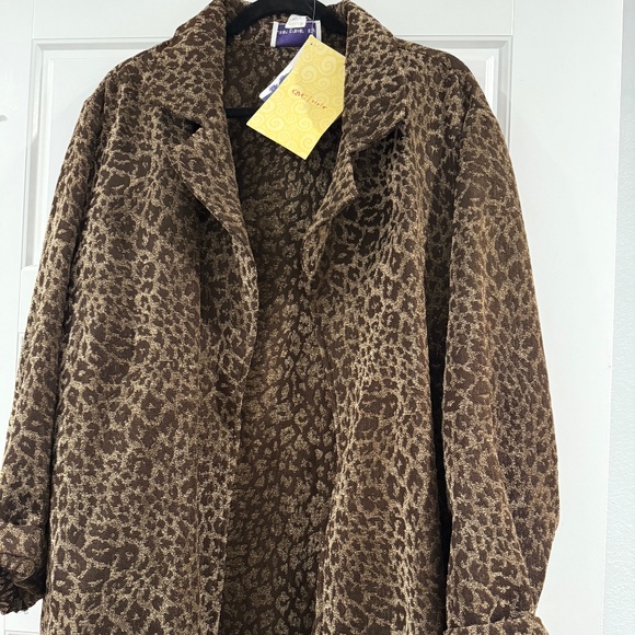 Susan Graver leopard print jacket with scarf - Picture 1 of 5